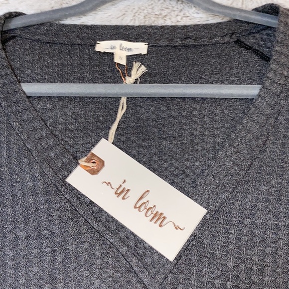 IN LOOM Raw edge thermal long sleeve top NWT Size Small - Picture 8 of 16